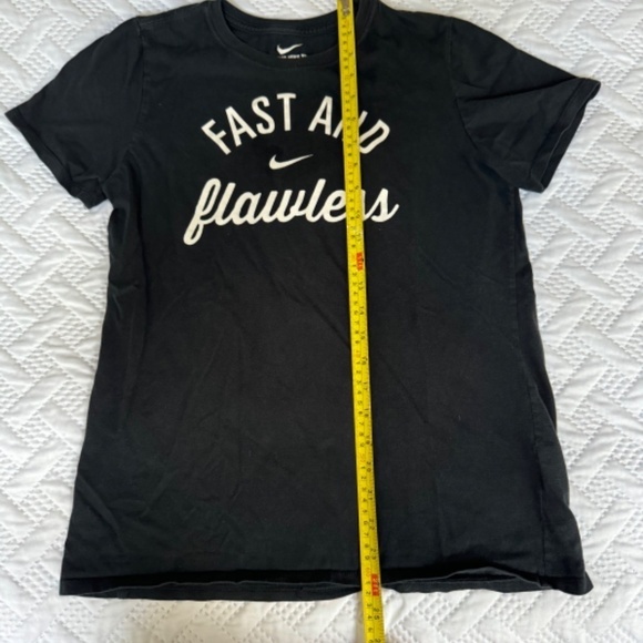 Nike Athletic Cut Tee Youth Large Black White Fast And Flawless Activewear - Picture 6 of 6